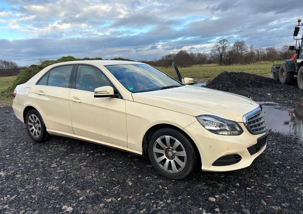 Mercedes-Benz Klasa E cena 22500 przebieg: 499000, rok produkcji 2015 z Osieczna małe 92